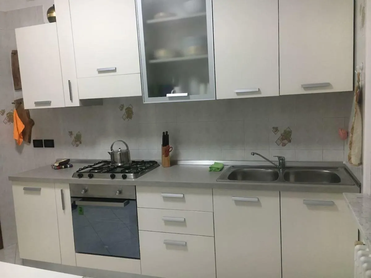 A Casa Di Giudy Apartment Desenzano del Garda Italy
